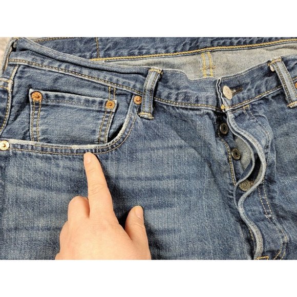 Levis 501 Button Fly Jeans Mens 36x28 Straight Leg Blue 5‎ Pocket Denim - Picture 5 of 9